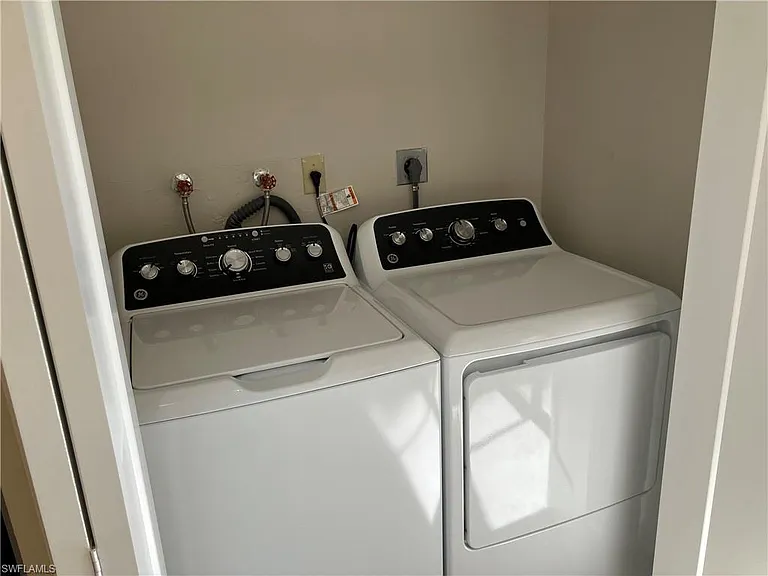 1826 Kings Lake Blvd #101 — Photo 11