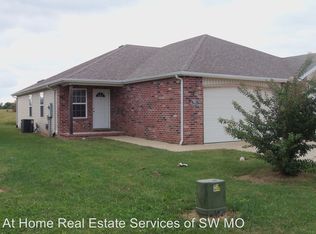 637 S Landen Ave, Republic, MO 65738