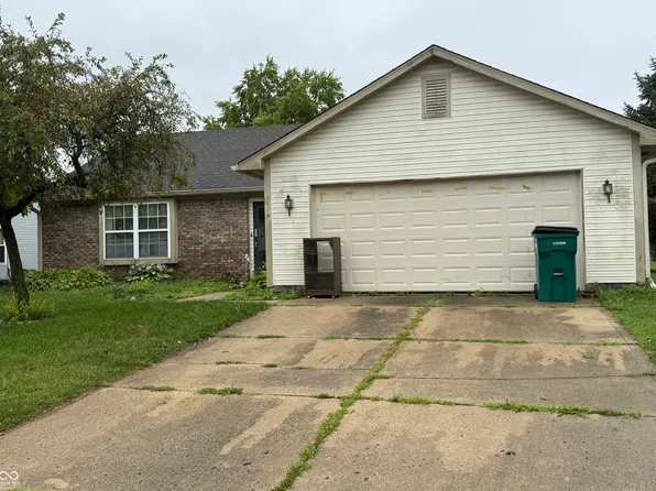 1019 Maple Dr W, Lebanon, IN 46052