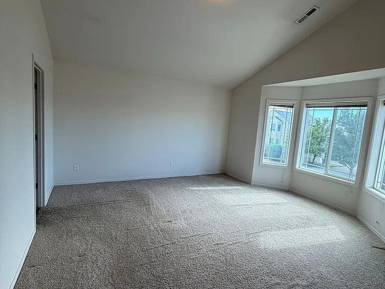 4802 Porlier Ln — Photo 9
