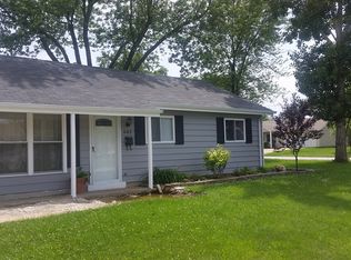 402 Saint Christopher Dr, O'Fallon, MO 63366