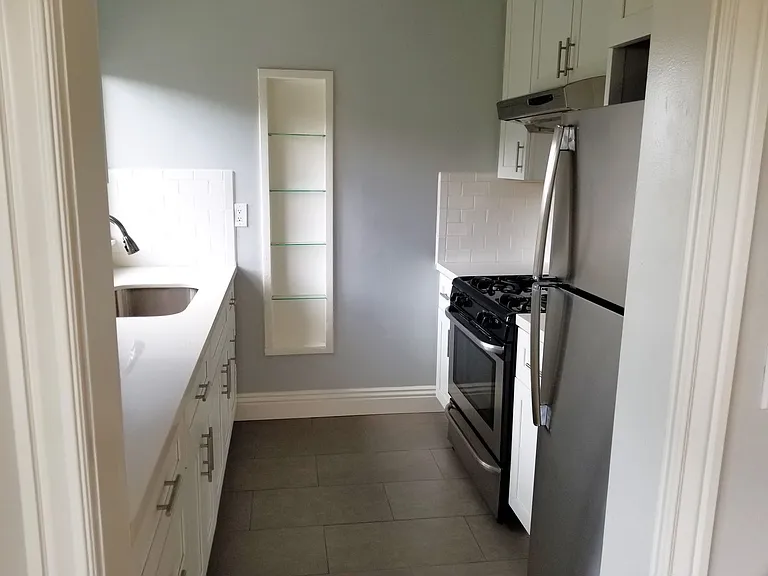 433 Adams St #3A — Photo 1