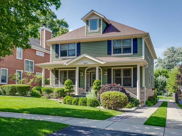 634 E Sunnyside Ave, Libertyville, IL 60048
