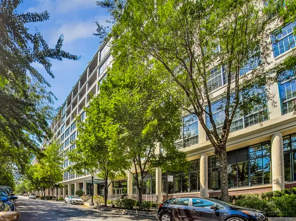 900 N Kingsbury St APT 1019, Chicago, IL 60610