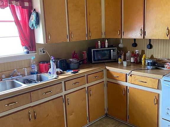 5th image of 1200 Jones St