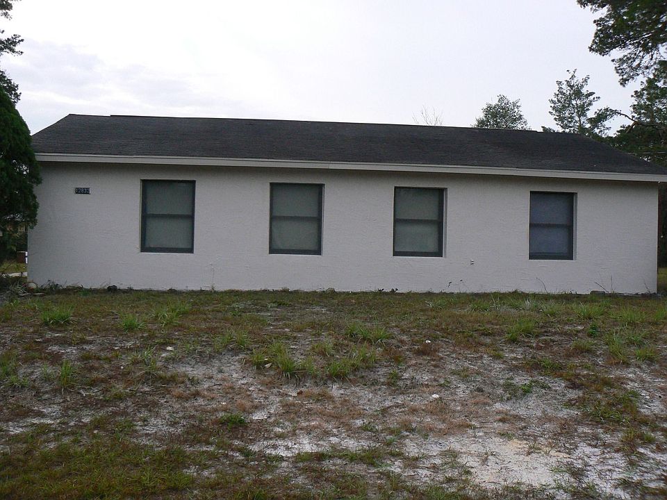 Owner help w/closing.  Home Warranty offered