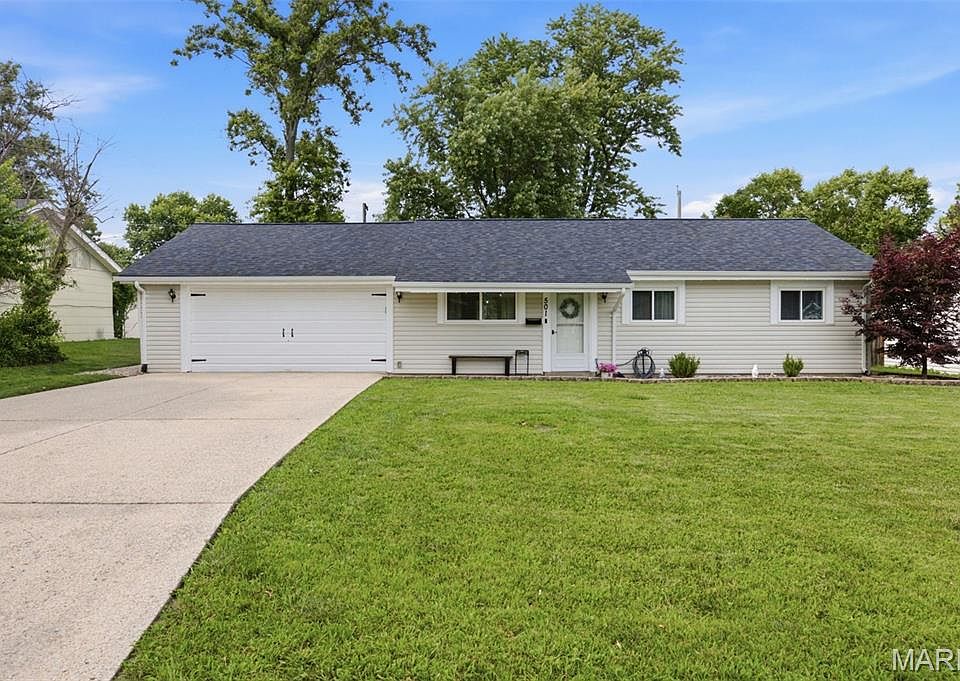 1st image of 501 Prince Charles Dr