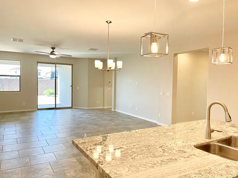 17427 W Andora St — Photo 6