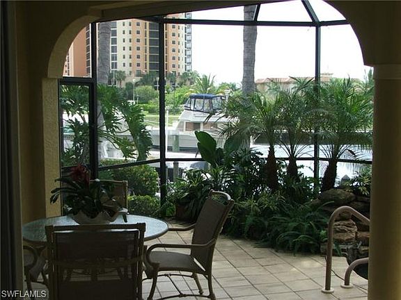 4th image of 5811 Harbour Cir