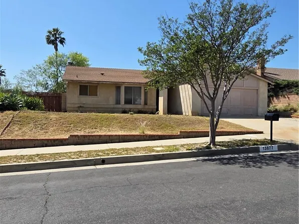 13877 Shablow Ave, Sylmar, CA 91342