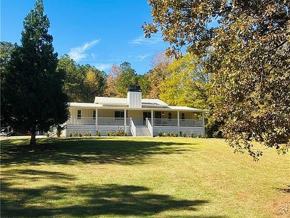 3rd image of 600 Grady Rd