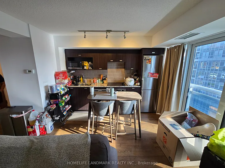275 Village Green Sq #1217 — Photo 5