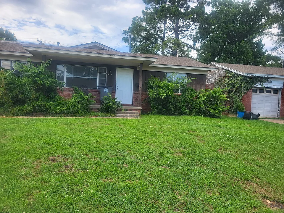 7459 E 30th Pl