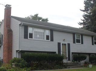 17 Cunningham Dr, Framingham, MA 01701