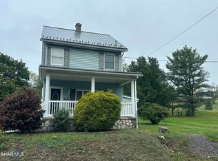 104 Woomer Rd, Altoona, PA 16601