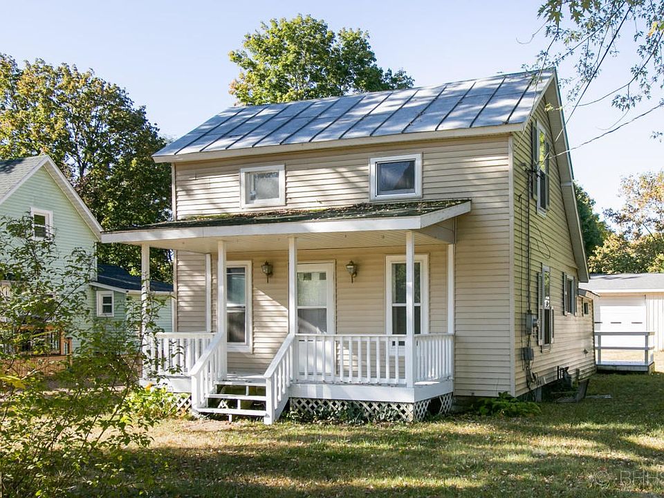 127 edsell st-101