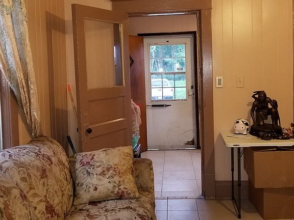 4th image of 1311 Glenn Dr