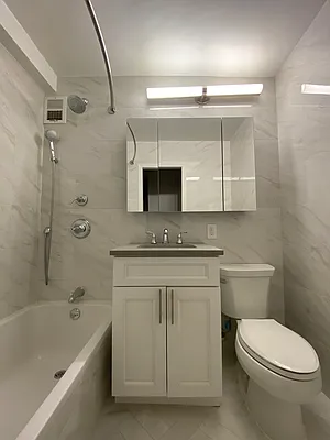 Rented by UES Management | media 16