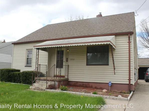 3232 Miller Rd, Flint, MI 48503