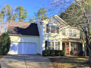104 Gingerlilly Ct, Holly Springs, NC 27540
