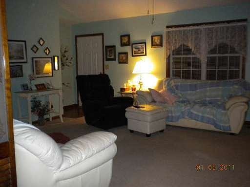 4th image of 4890 W Lake Way