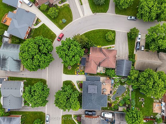 5th image of 68 Downing Cres