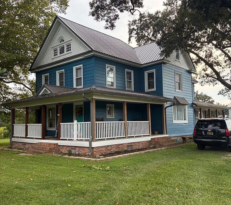 2nd image of 36318 Susan Beach Rd