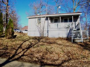 27600 W Stonegate Dr, Spring Grove, IL 60081