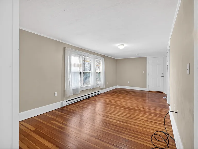 46 Peirce St #3 — Photo 2