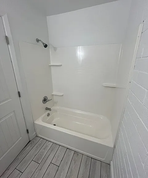 4736 W Bethany Home Rd #4 — Photo 9