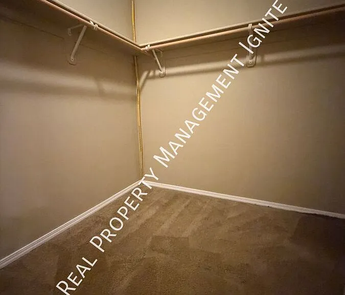 332 SW Antler Ridge Ct — Photo 10