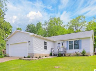 453 Greenlawn Dr, Howard, OH 43028