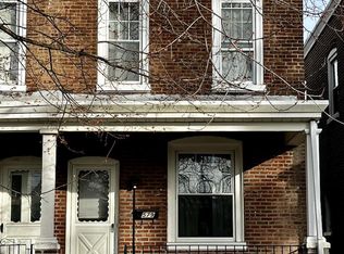 579 Conarroe St, Philadelphia, PA 19128