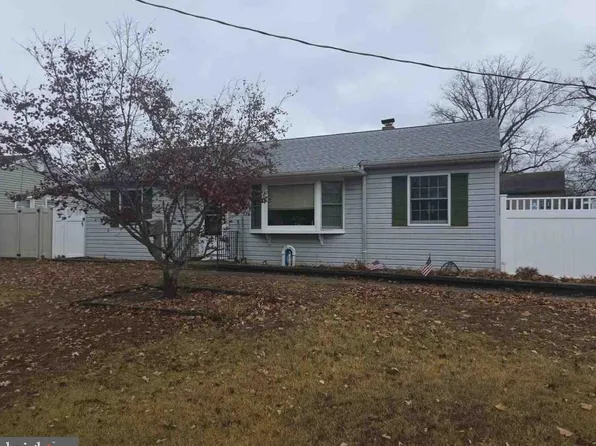 9 Duke Ave, Stratford, NJ 08084