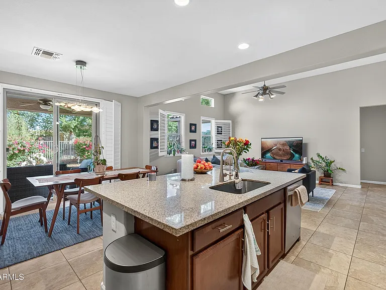 8984 W Diana Ave — Photo 14