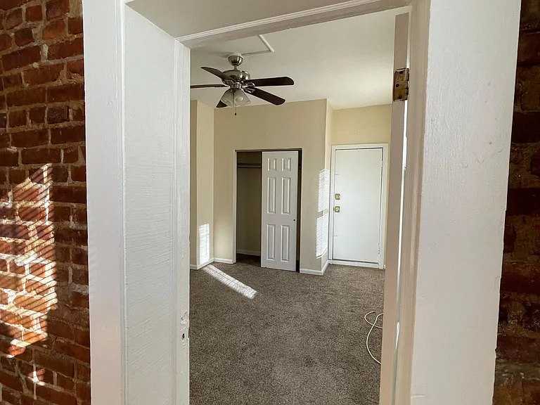723 S Bond St #2R — Photo 13