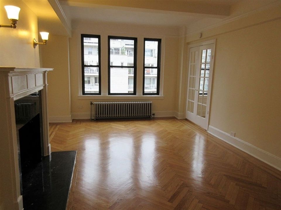 2nd image of 210 E 68th St APT 16I