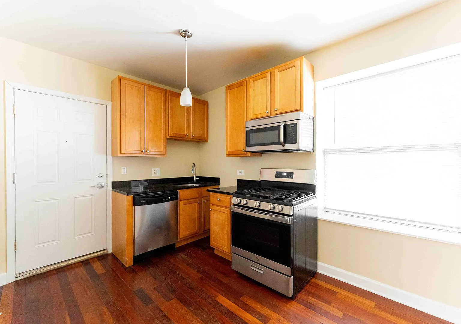 GS Oak Park Flats — Photo 4