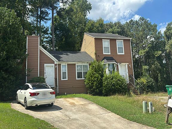 2nd image of 3201 Kingswood Pl