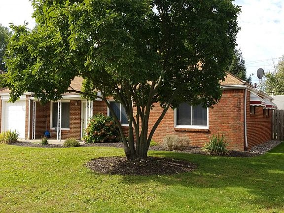 2nd image of 710 Sycamore Dr