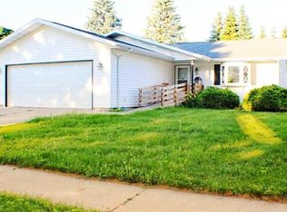 1521 N 24th St, Manitowoc, WI 54220