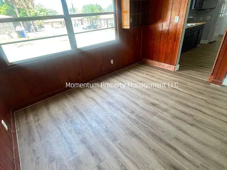 1145 N Stella Ave — Photo 6