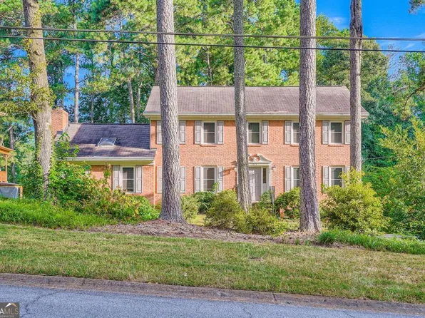 4245 Cedar Creek Trl SW, Lilburn, GA 30047