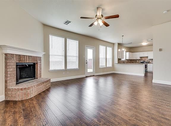 4th image of 161 Cottonwood Ln
