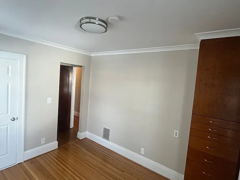 459 N Winton Rd — Photo 35