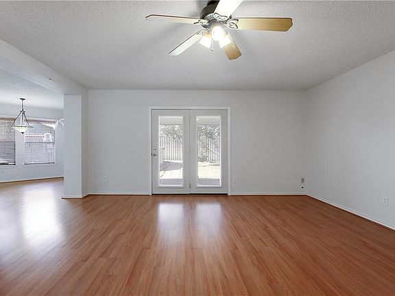 2nd image of 6626 Oldgate Ln