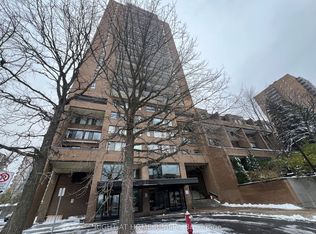 505 Saint Laurent Blvd #1103, Ottawa, ON K1K 3X4