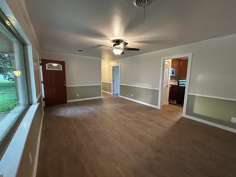 1005 Cherry Ave #1 — Photo 2