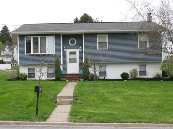 522 Oak St, Tyrone, PA 16686