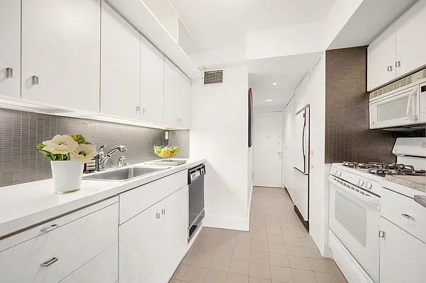 Sold by Compass | media 3